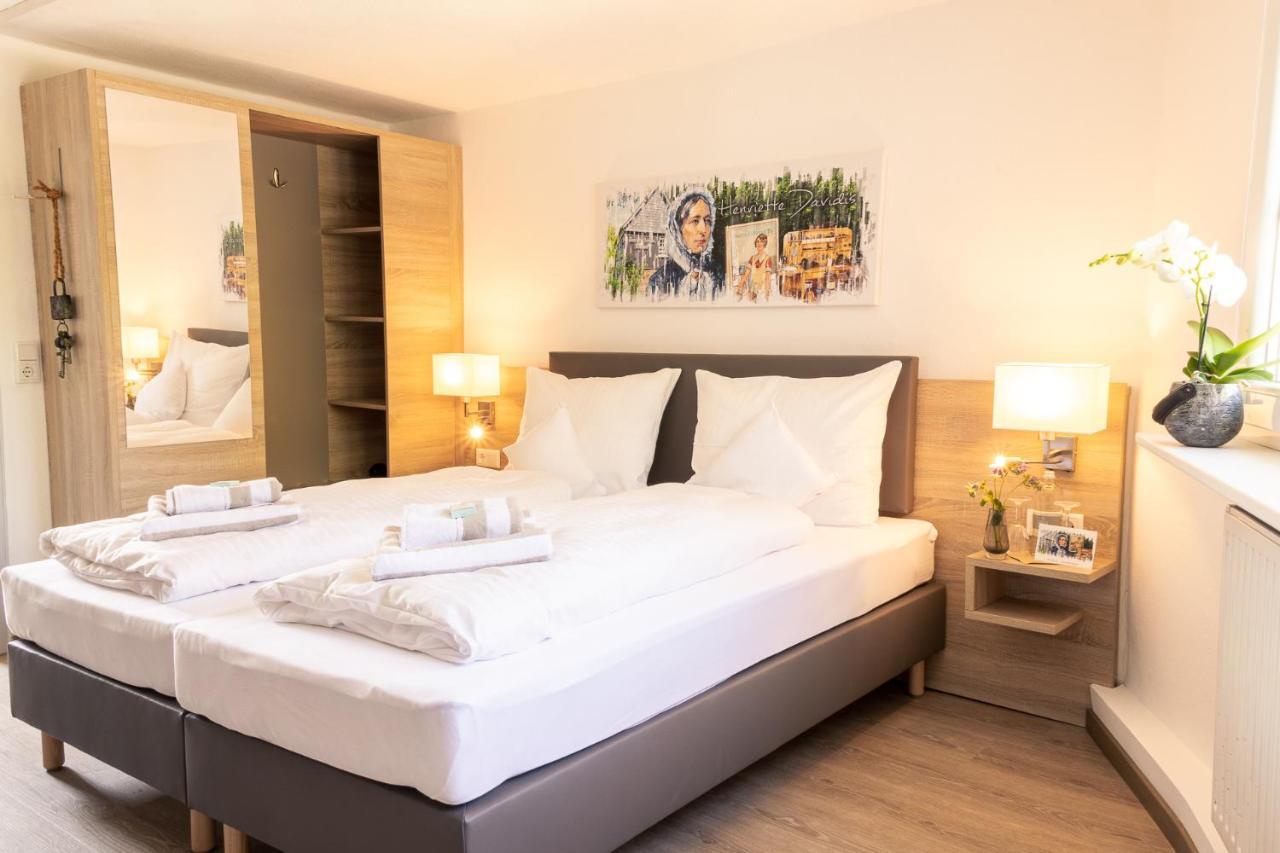 Heimatherz Hotel Garni 헤어데케 외부 사진